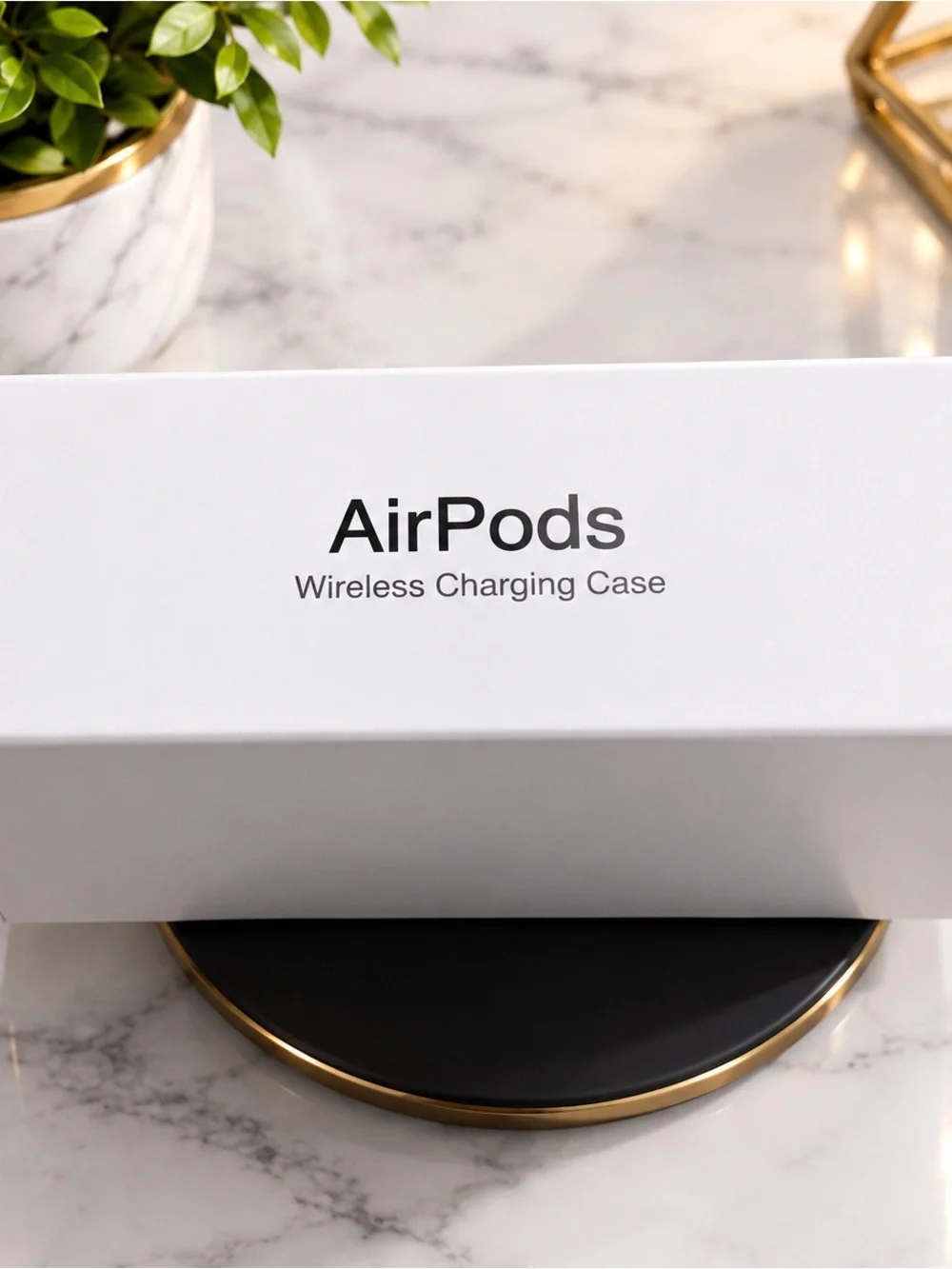 Apple White Wireless second generation Earbuds Headset